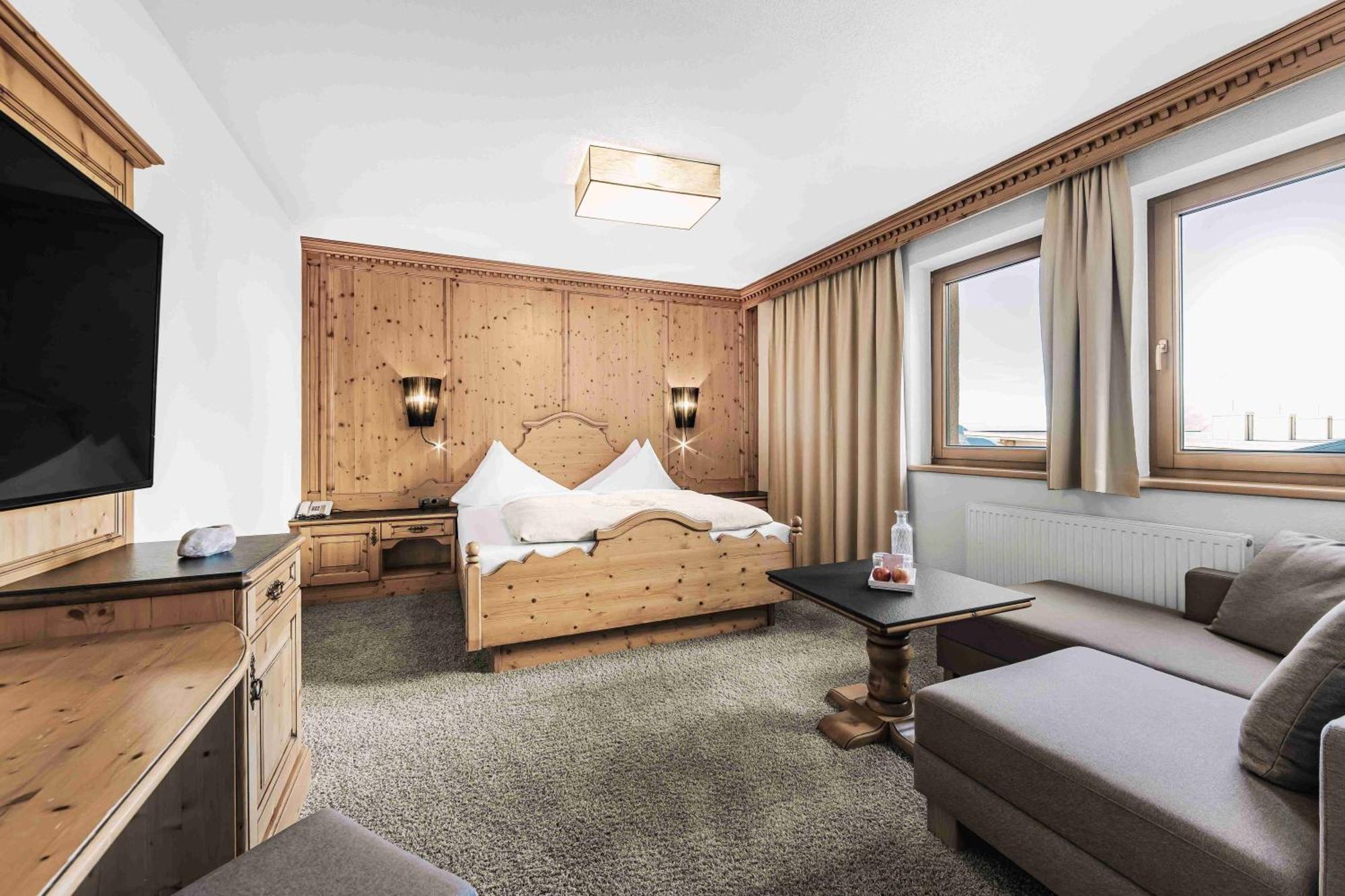 Ski - Golf - Wellness Hotel Riml Гохгургль Екстер'єр фото