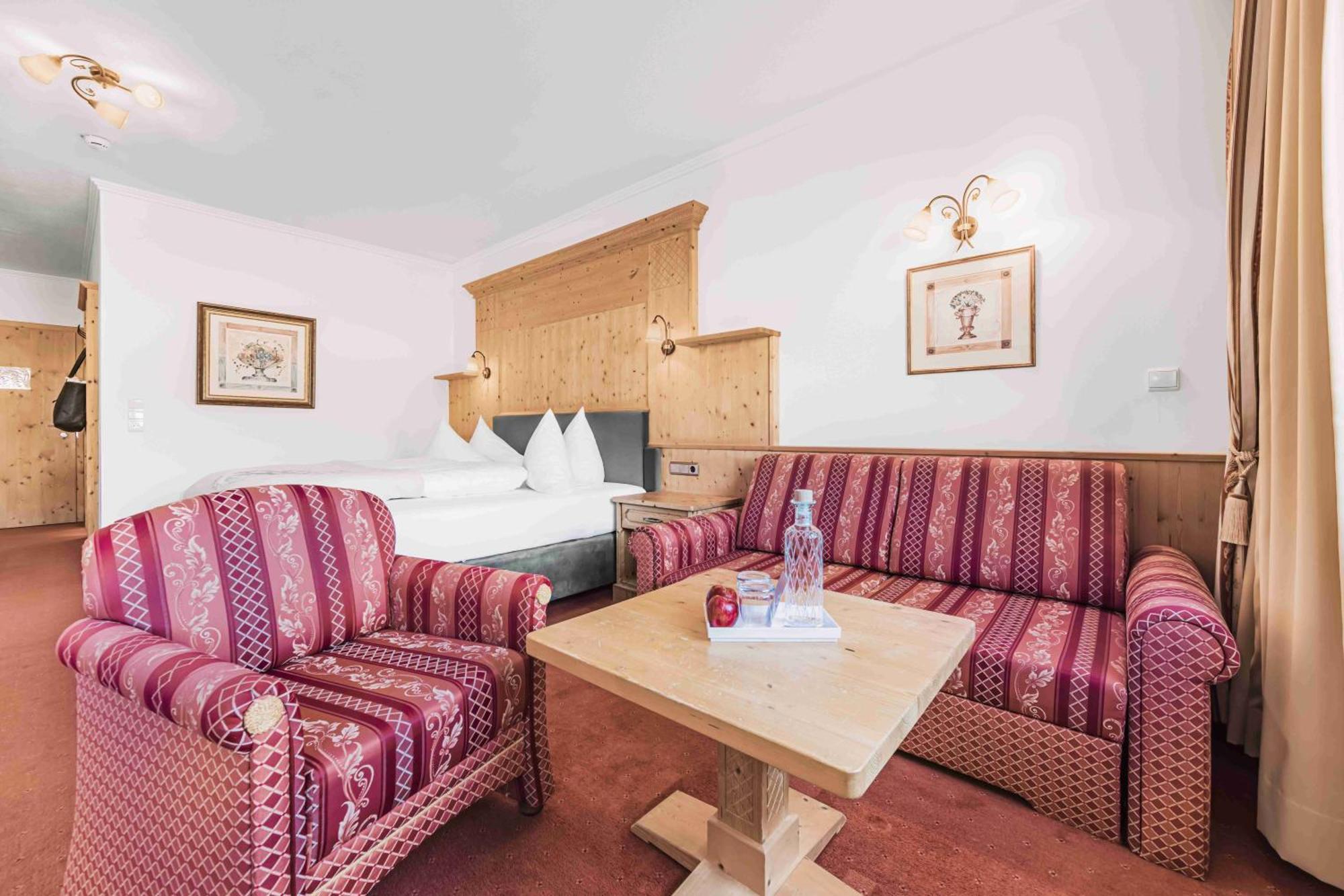 Ski - Golf - Wellness Hotel Riml Гохгургль Екстер'єр фото